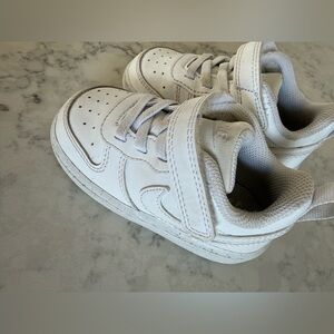 Nike Toddler Court Borough White Sneakers Size 6